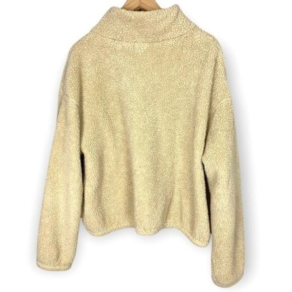 H&M Cozy Oatmeal Zipper Sherpa Pullover Sweater - Picture 4 of 6